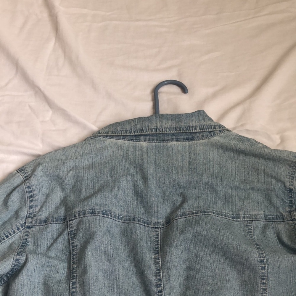 Retro Jean Jacket - Picture 5 of 6